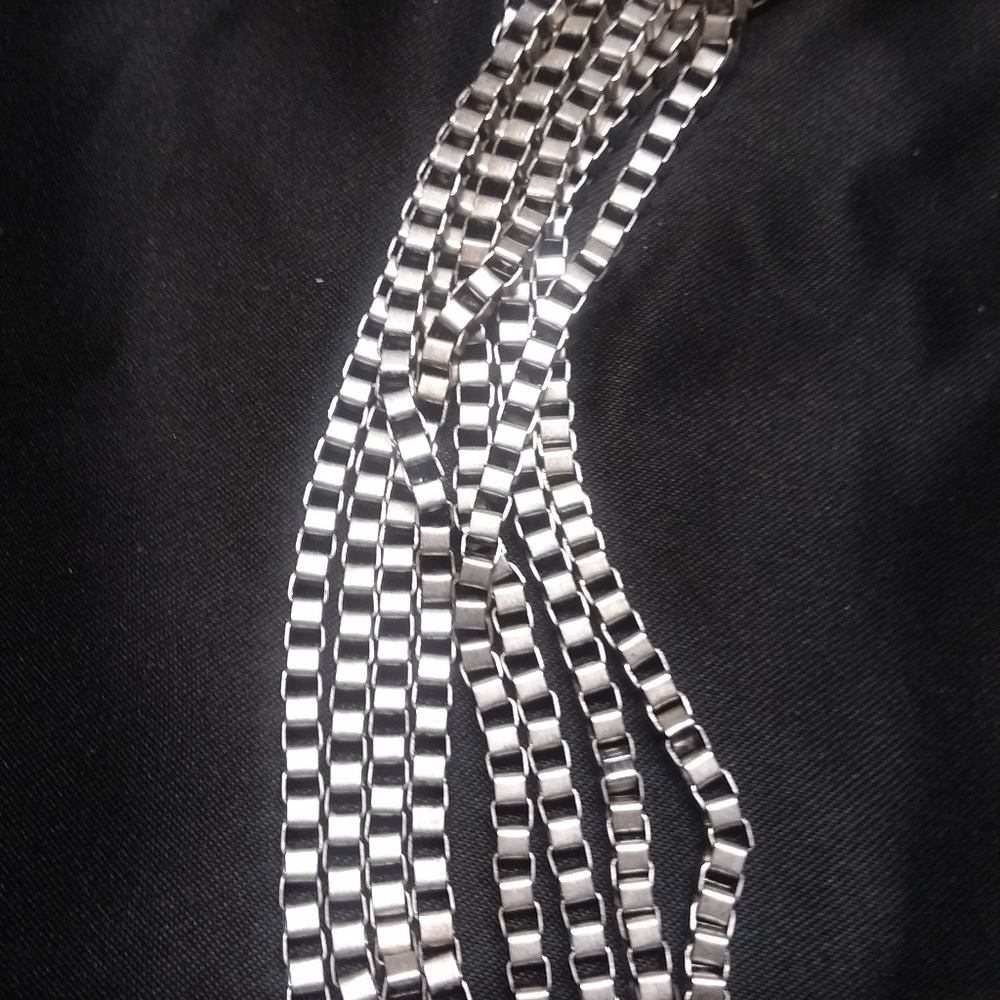 Necklace - Picture 4 of 4